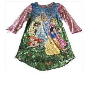 Disney princess Snow White, Cinderella, Ariel, Velveteen size 8 nightgown pink
